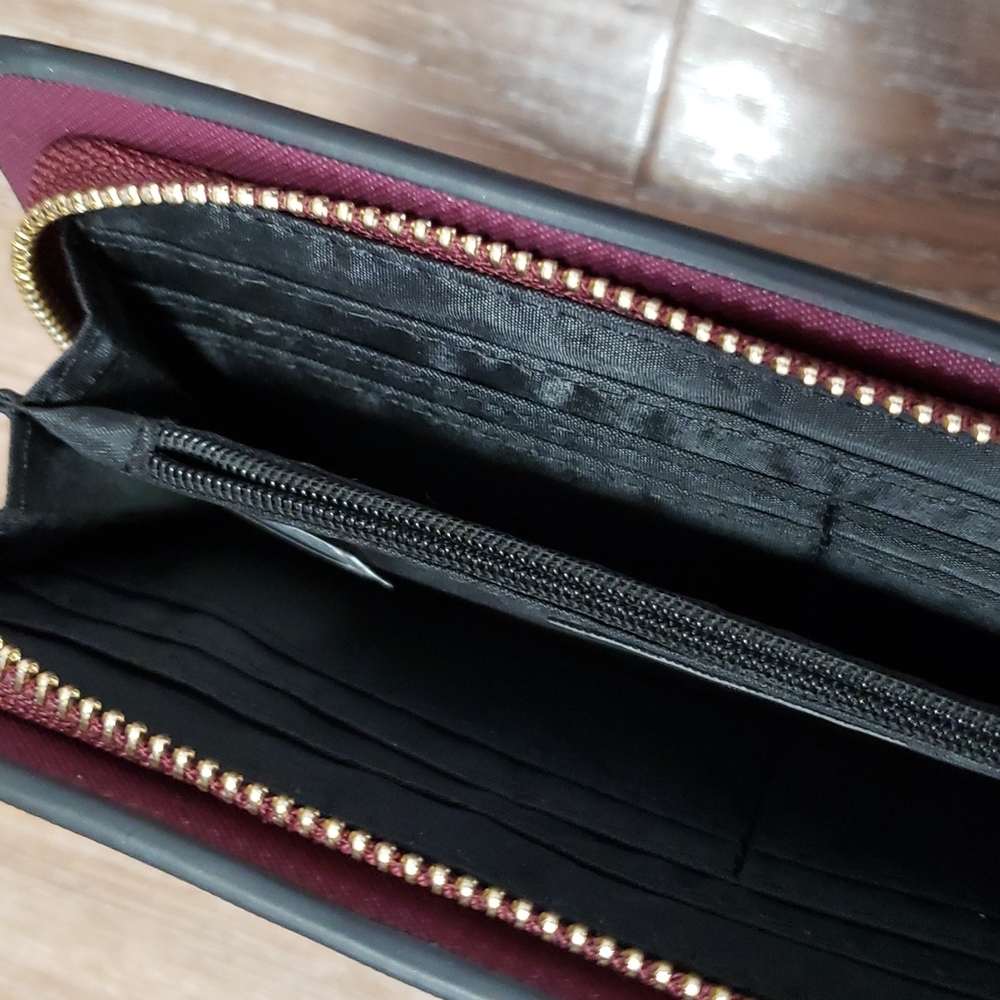 Ardene Wallet Wristlet Versatile Everyday Travel Night Out Shopping Weekend - Picture 7 of 8